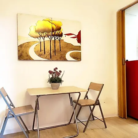Leo's House كالياري